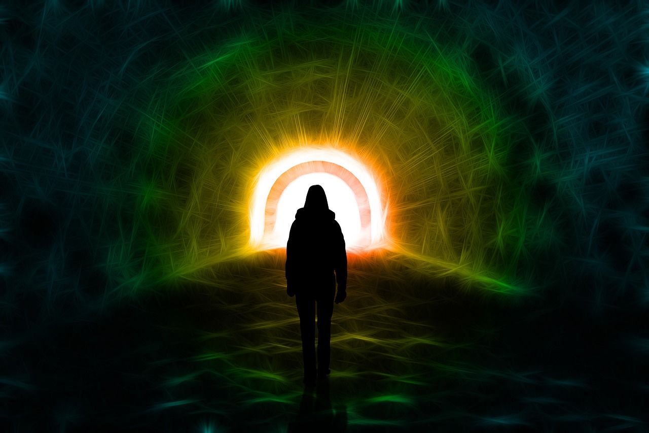 https://pixabay.com/illustrations/light-tunnel-silhouette-woman-3920898/